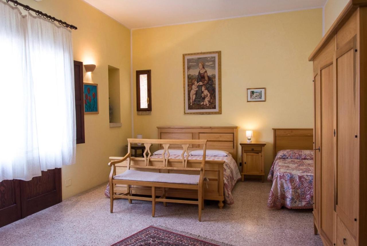 Casale Sombrino Guest House Supersano Exterior photo