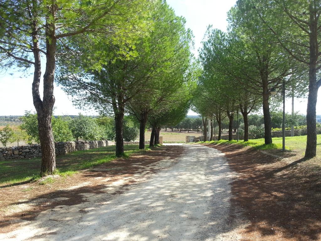 Casale Sombrino Guest House Supersano Exterior photo